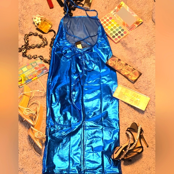 Beautiful Blue Metallic Dress NWT size Medium 🫠 - Picture 7 of 8